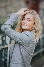Clara V.